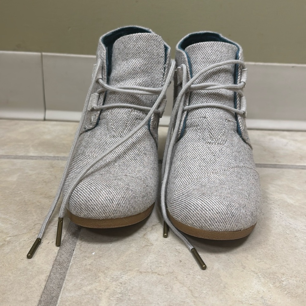 Kala Toms Ankle Booties
